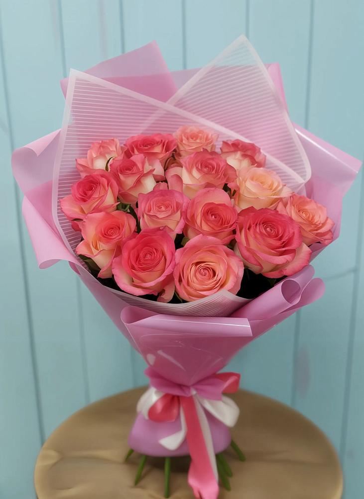 Букет 15 Розовых роз Равель в Заболотовке