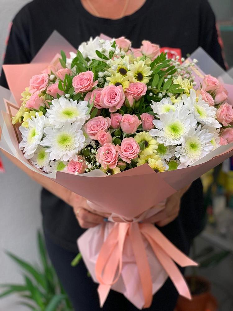 Букет цветов из: Розы и Хризантемы в Заболотовке