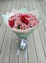 Букет цветов из:  Альстромерии в Заболотовке