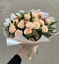 Букет Кремовые розы Латте в Заболотовке