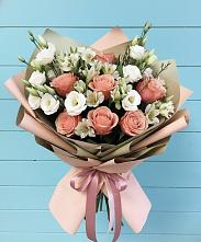 Букет цветов из:  Розы, Альстромерии и Лизиантусы в Заболотовке