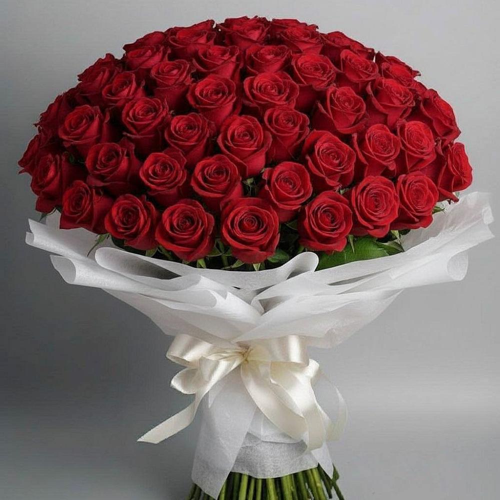 Букет 101 Красная роза Блэк Мэджик в Заболотовке