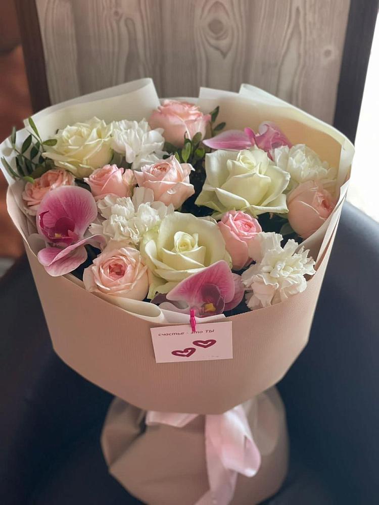 Букет цветов из: Орхидеи, Розы и Гвоздики в Заболотовке