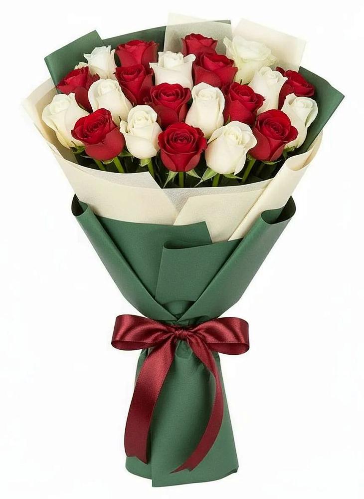 Букет Микс из красных и белых роз в Заболотовке