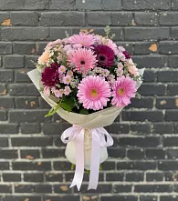 Букет цветов из:  Герберы и Хризантемы в Заболотовке