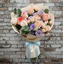 Букет цветов из:  Розы, Лизиантусы и Гвоздики #REPLACE_PRED# Заболотовке