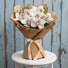 Букет цветов из:  Орхидеи и Розы в Заболотовке